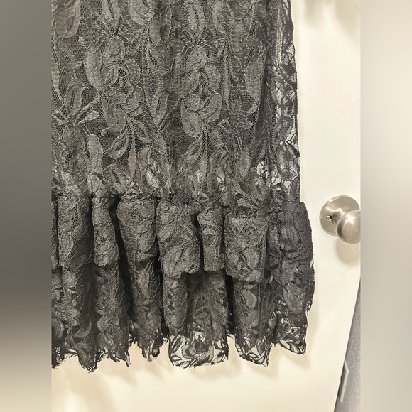 Black Lace Dress - Picture 3 of 3